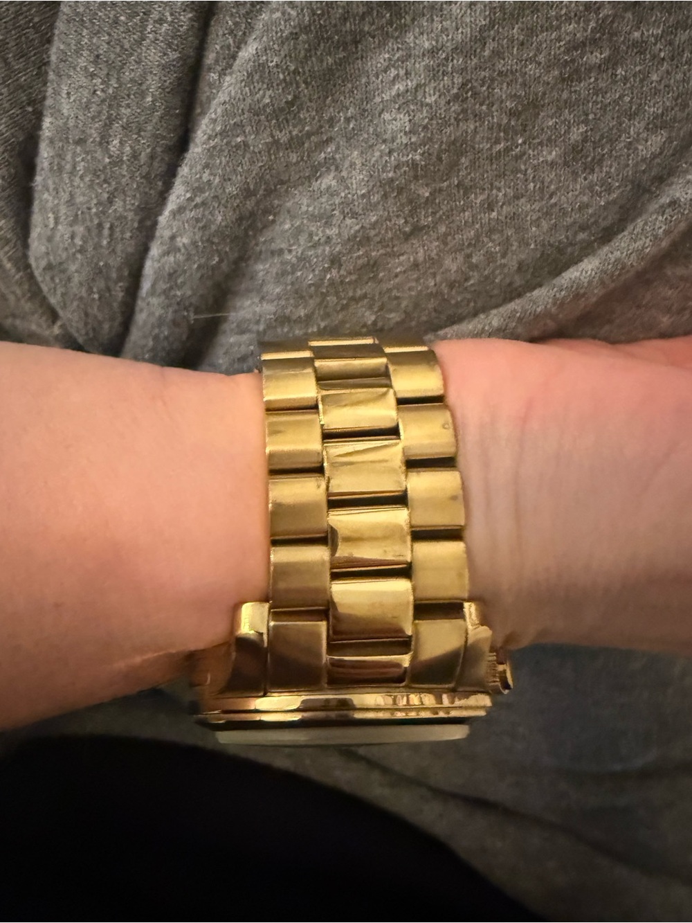 Michael Kors Gold Watch - Picture 4 of 8